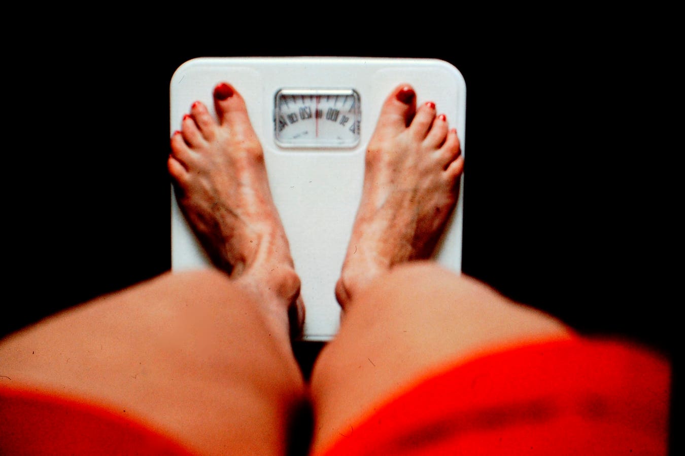 Family pressure to lose weight during adolescence linked to internalized weight stigma