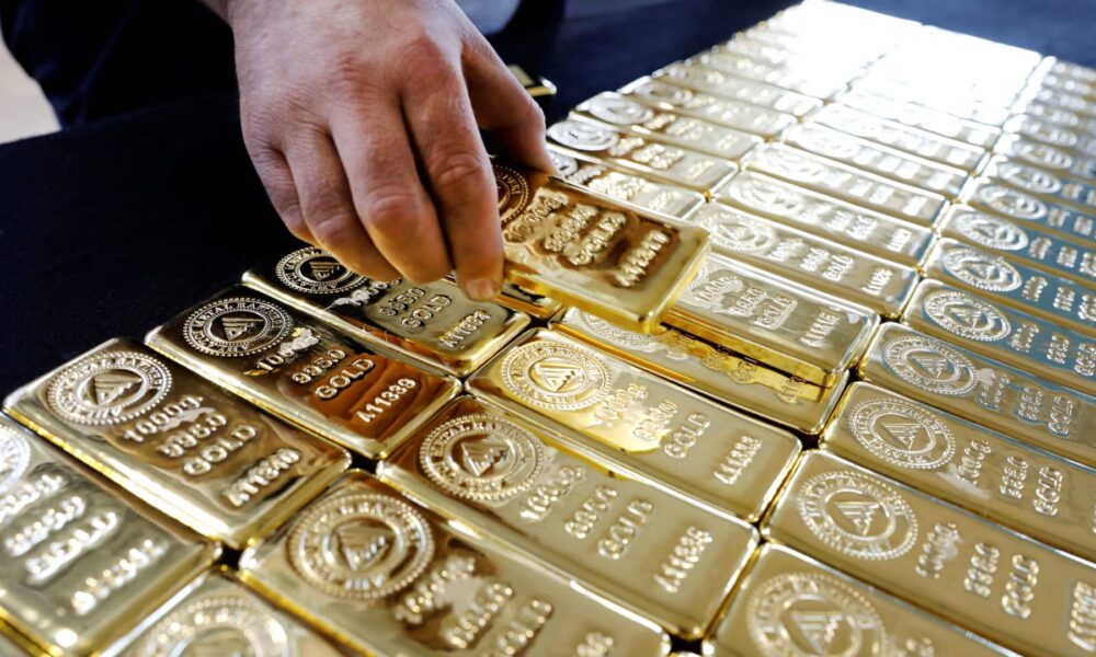 Gold is safer than mining stocks: State Street's Milling-Stanley