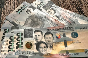 The government increases the loan program to P2.57 trillion