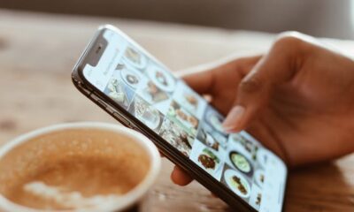 The healthy way to use social media: 5 essential tips