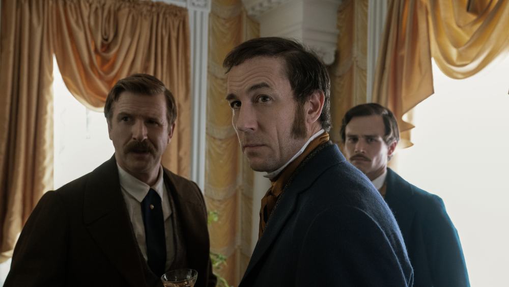 Tobias Menzies talks about a serious death, Abe Lincoln Friendship