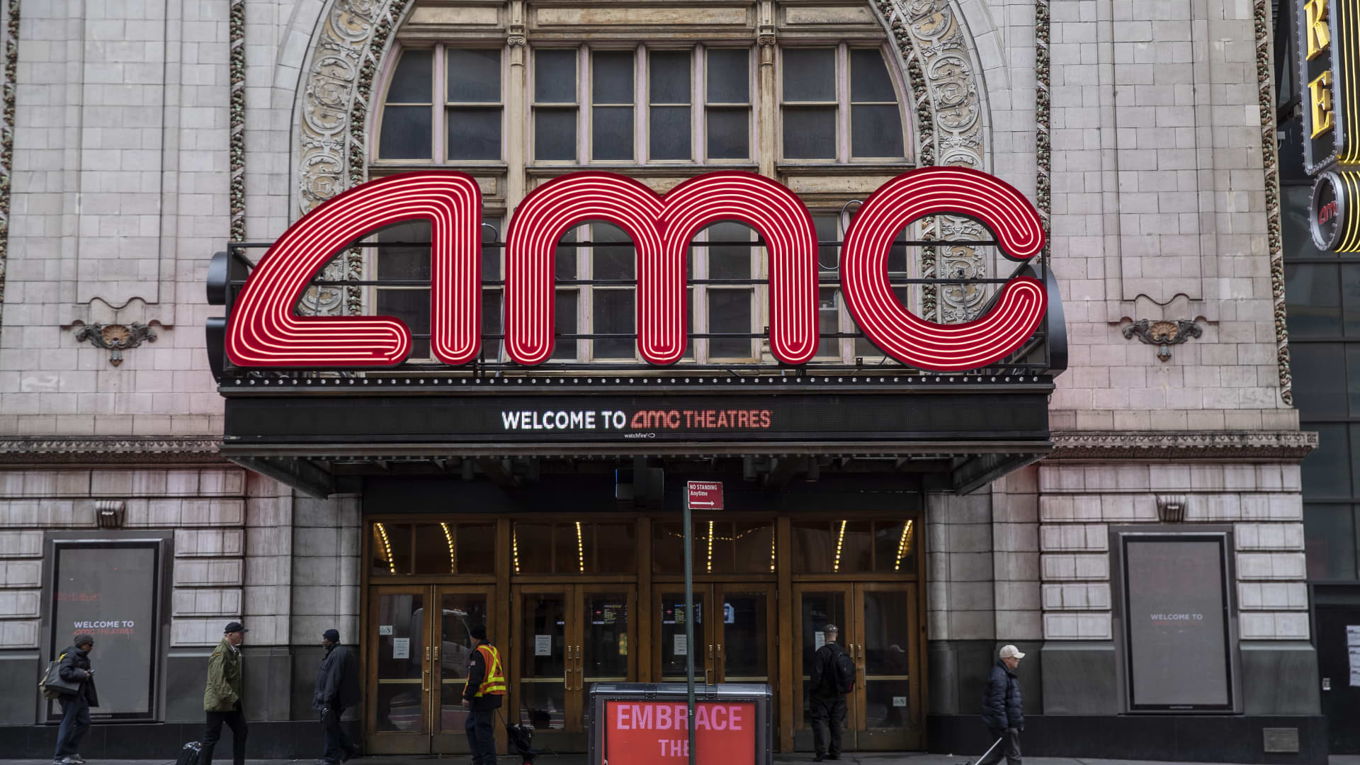 AMC raises $250 million in stock during meme rally, with shares still up 90% in premarket