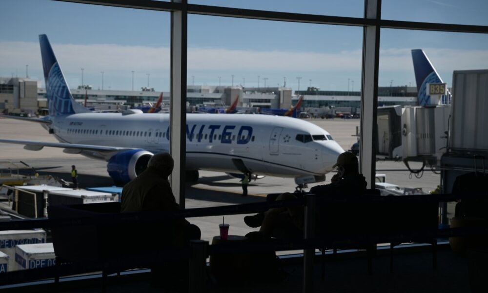 More than 900 flights delayed at Denver International Airport due to wind