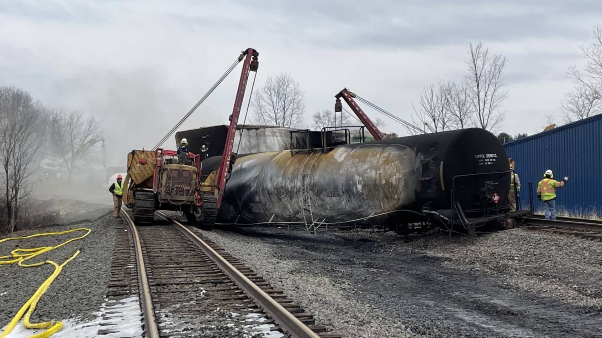 Norfolk Southern agrees to $310 million settlement over derailment