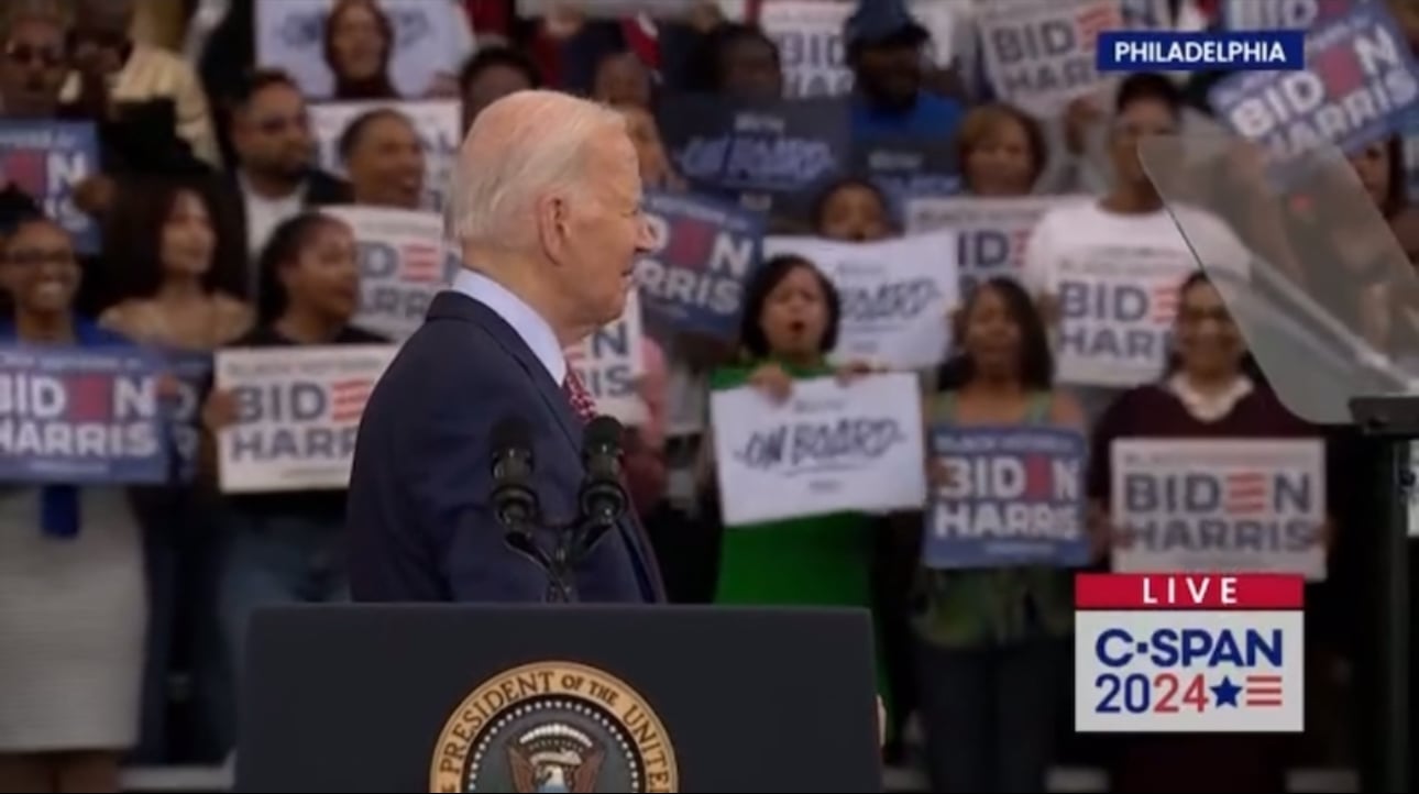 “Only the 39 kids who were supposed to be there showed up!”  - President Trump Toasts Joe Biden's Little League Rally in Deep Blue Philly |  The Gateway expert