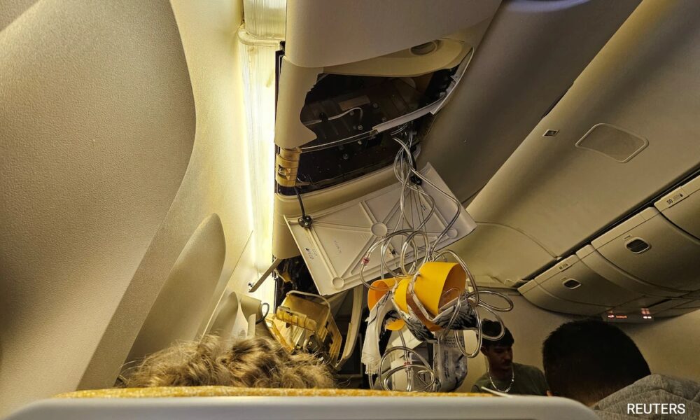 Singapore Airlines Flight Flew Through Dangerous Zone That Pilots Fear: Report