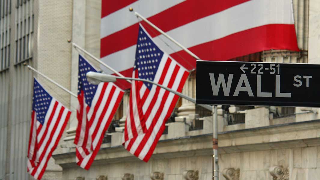 Stock Market Today: Dow Jones Falls on Unemployment Claims;  GME shares plummet 18%