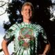 Dead & Company honors the late Bill Walton with enormous floral displays as a moving tribute