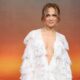 Jennifer Lopez can't stop wearing these white sneakers
