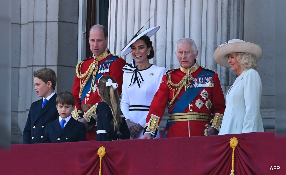 Kate Middleton, military parade and party in Buckingham