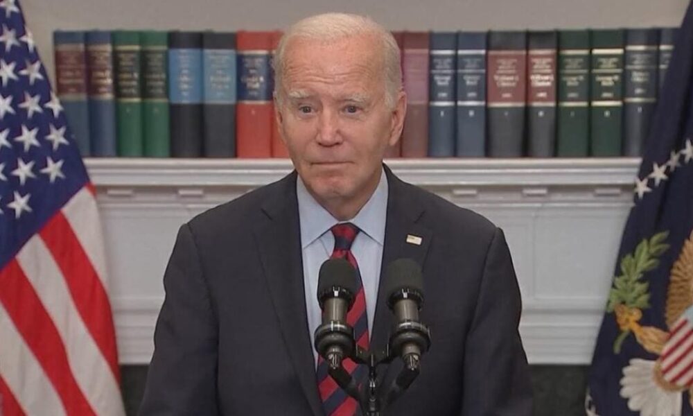 New polls show most Americans don't approve of Biden's student loan bailout scam |  The Gateway expert
