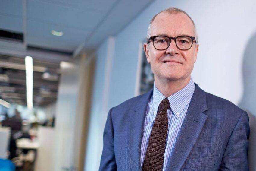 In a significant endorsement, Sir Patrick Vallance, the former chief scientific adviser, has voiced his support for Labour’s ambitious green energy plan, urging that the quest for net zero should be pursued with the same urgency as the Covid-19 vaccine development.