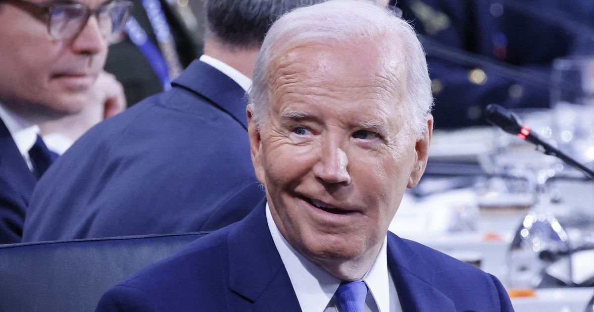 Biden has more stumbles during the press conference
