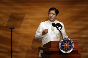 Marcos beveelt een totaalverbod op POGO's