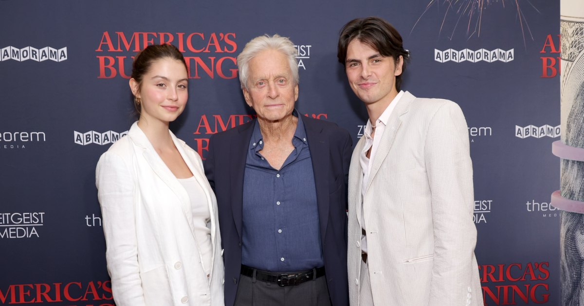 Michael Douglas on the red carpet with his two children and Catherine Zeta-Jones
