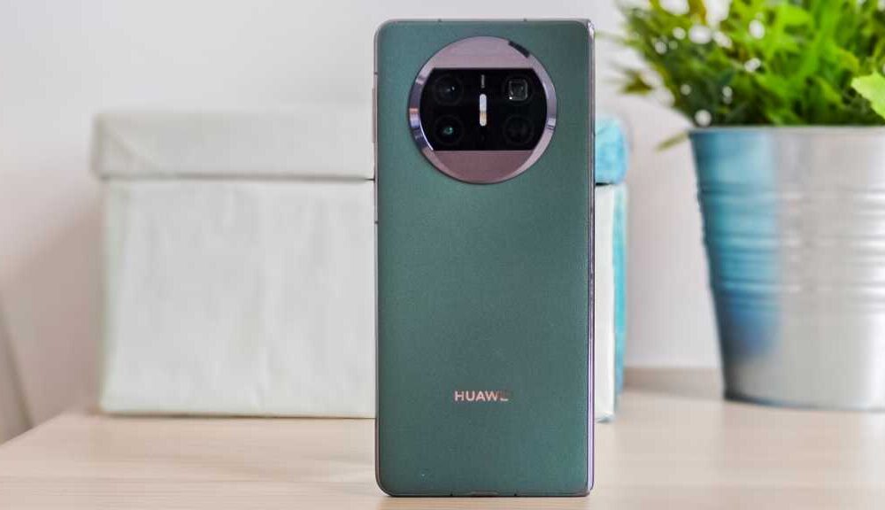 Huawei Mate X3 rear camera
