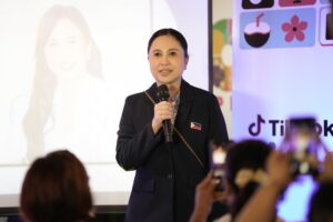 Marcos appoints Trade Usec Cristina Roque as acting secretary