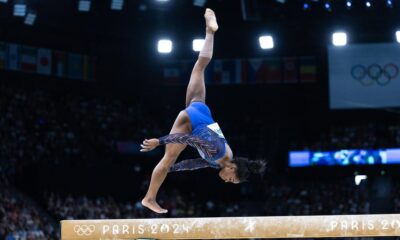 Simone Biles shakes off his calf injury and wins all-around gold at the Olympic Games