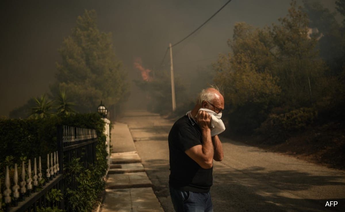 Thousands are fleeing their homes after forest fires destroyed the Greek capital